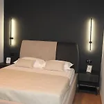 Vacation Vibes - Modern In Near Sea Apartament