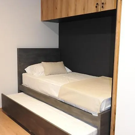 Vacation Vibes - Modern In Near Sea *