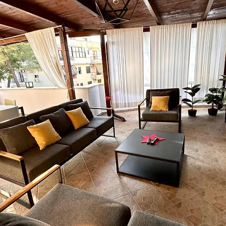 Vacation Vibes - Modern In Near Sea