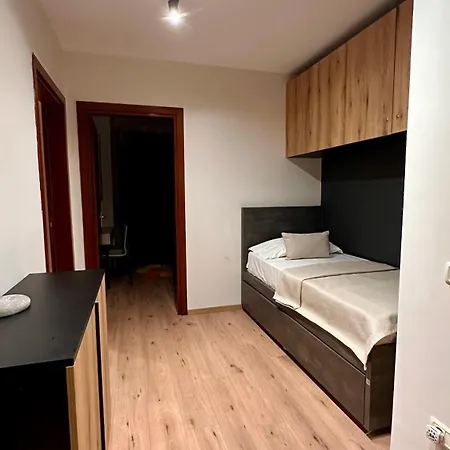 Vacation Vibes - Modern In Near Sea *