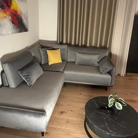 Vacation Vibes - Modern In Near Sea * Golem (Tirana)