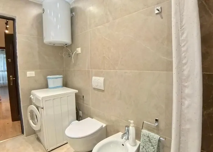 Vacation Vibes - Modern In Near Sea