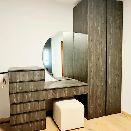 Vacation Vibes - Modern In Golem Near Sea Apartment *