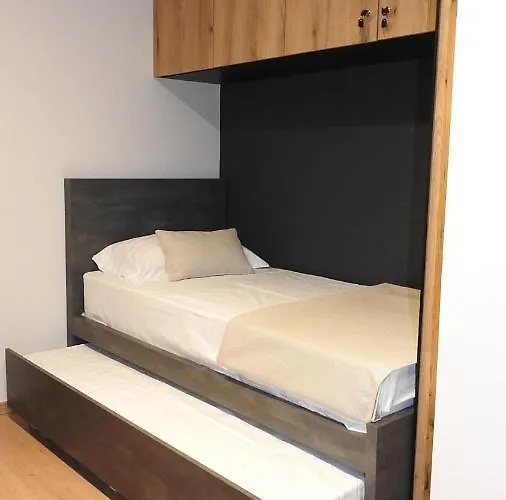 Vacation Vibes - Modern In Near Sea *