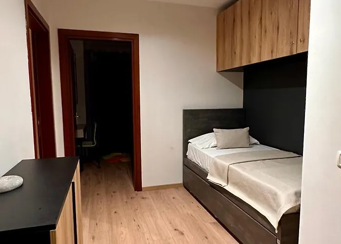 Vacation Vibes - Modern In Near Sea *