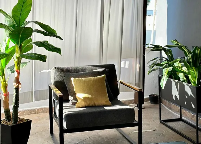 Vacation Vibes - Modern In Near Sea Appartement