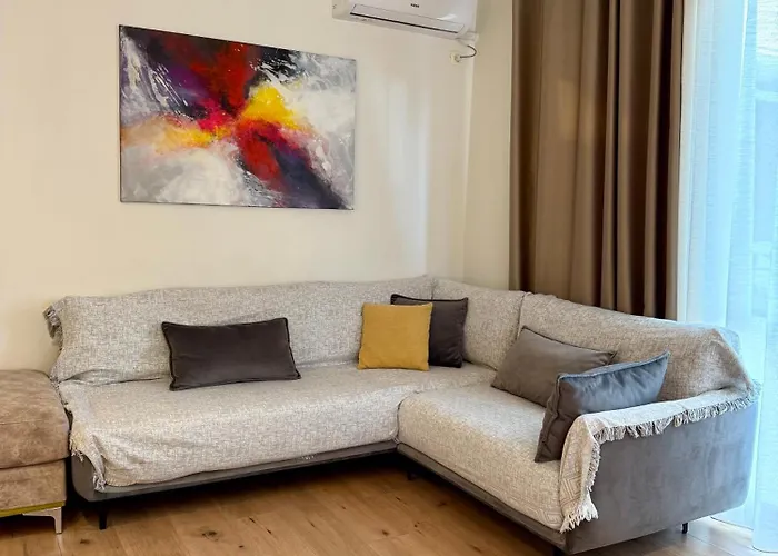 Vacation Vibes - Modern In Near Sea Appartement